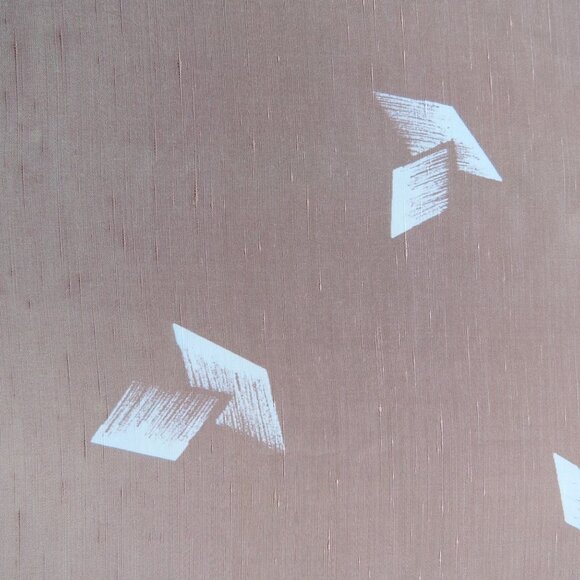 VINTAGE 1940s Caramel Brown Art Deco Rayon Crepe Fabric 1 2/3 yards - Picture 3 of 6